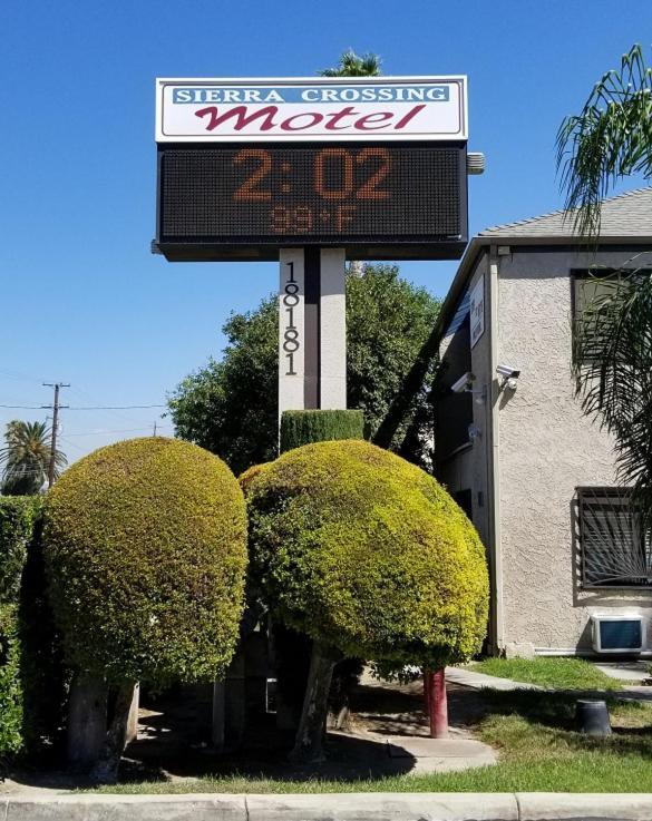 Sierra Crossing Motel Bloomington Esterno foto