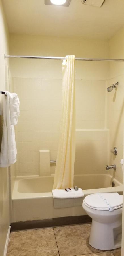 Sierra Crossing Motel Bloomington Esterno foto